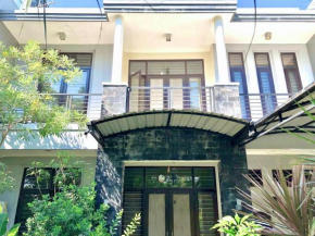 Serafinna Guest House